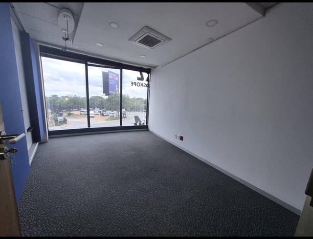 699M² OFFICE TO LET IN RIVONIA